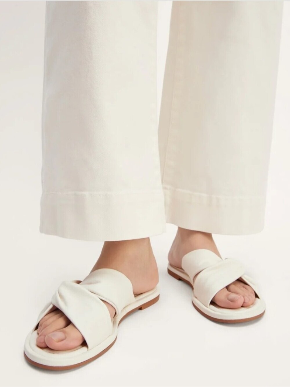 Everlane The Day Twist White Leather Sandal Size 11